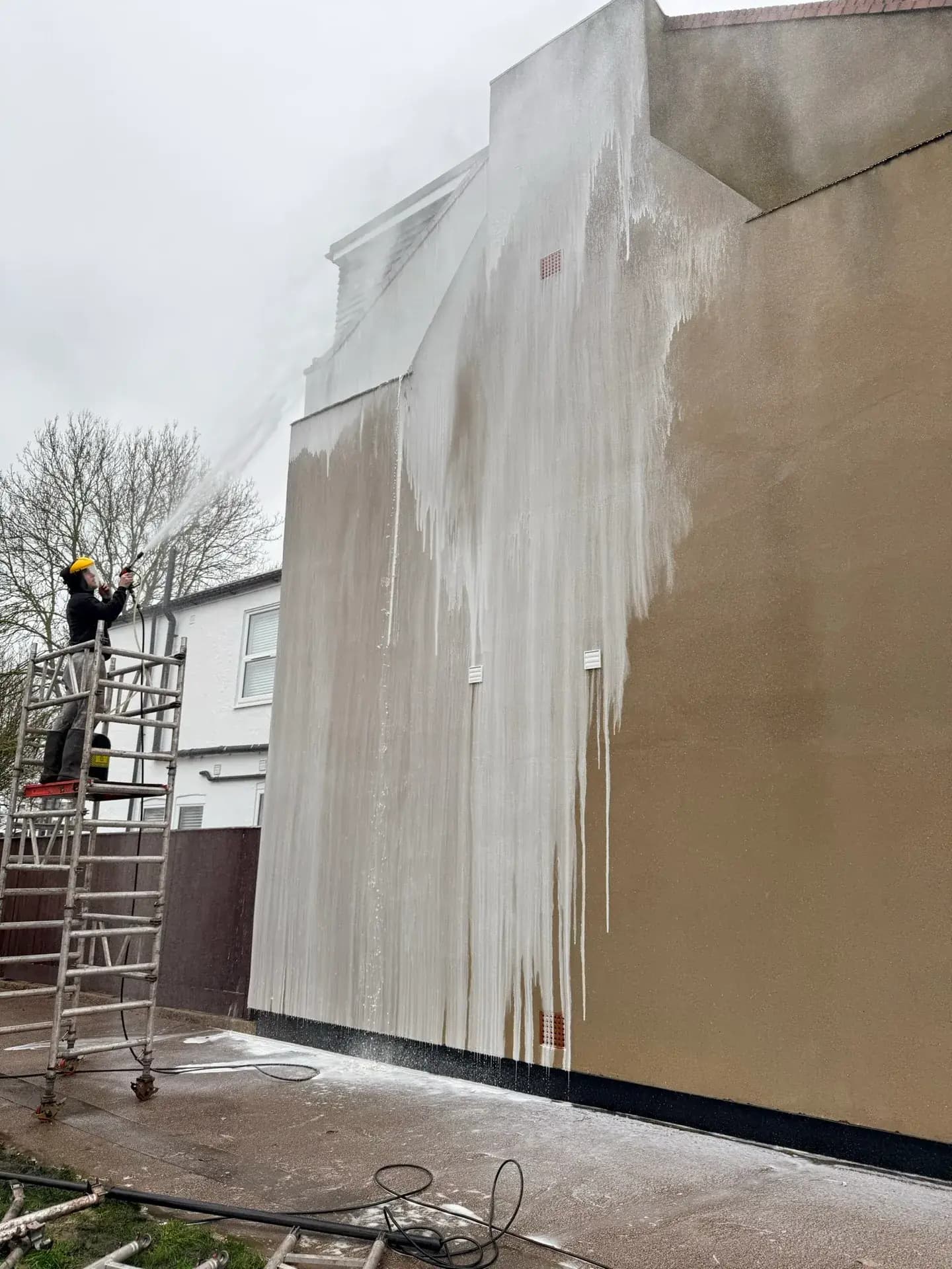 Render & Brick Cleaning Essex — pressure washing before and after